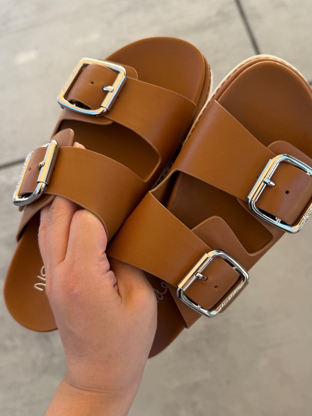Vegan Leather Buckle Slides - Size 7 NWB - Picture 3 of 4
